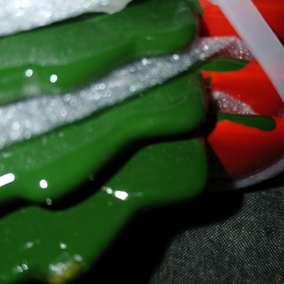 Strawberry measuring cups - Picture 4 of 4